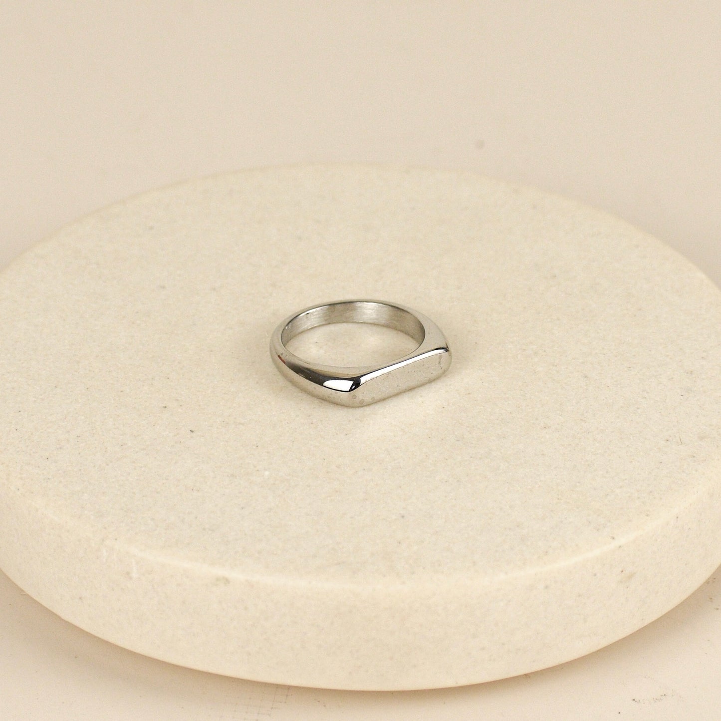 Anillo Recto Plateado