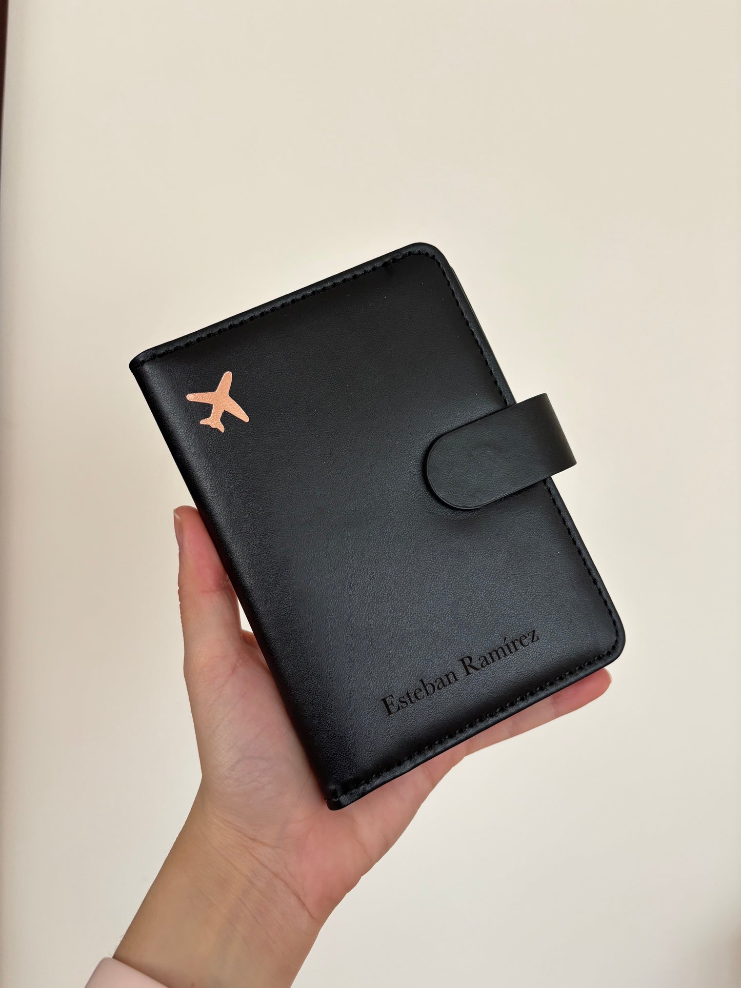 Portapasaporte Negro Mod.Avión